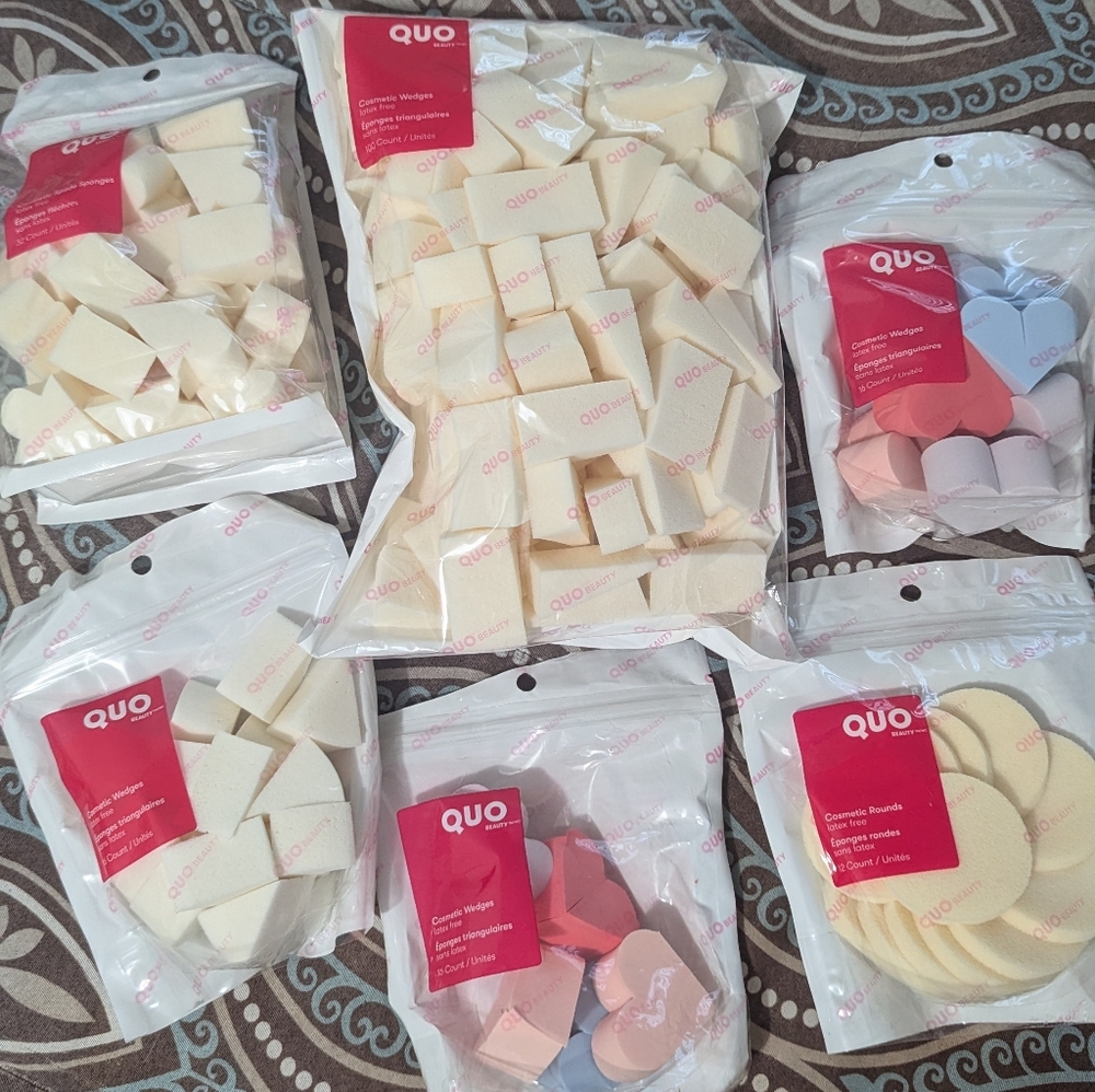 Brand New Quo Cosmetic Rounds Sponges Wedges